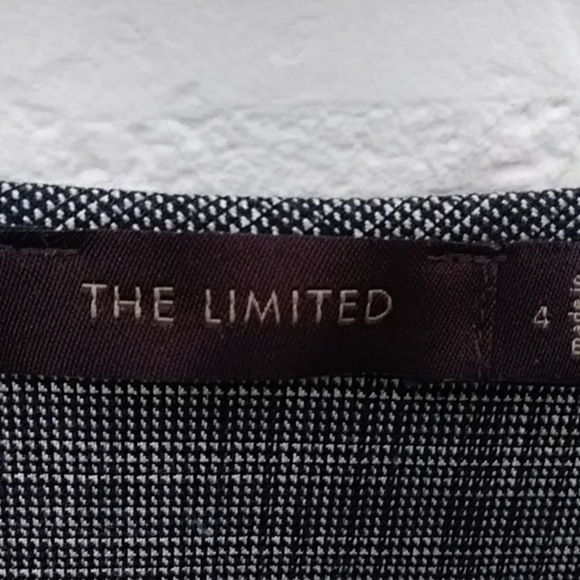 The Limited Ruffled wrap dress black and white - Picture 3 of 4